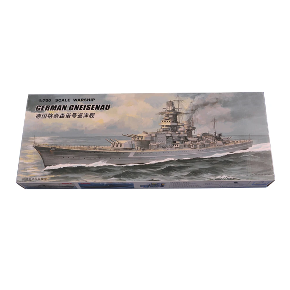 1:700 Масштаб Второй мировой войны немецкий круизер GNEISENAU пластиковая Сборная