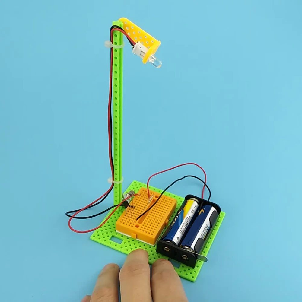 

DIY Scientific Experiments Toy Light Control Lamp Scientific Experiments Toy STEM Learning Toy for Kid Learning Practical Skills