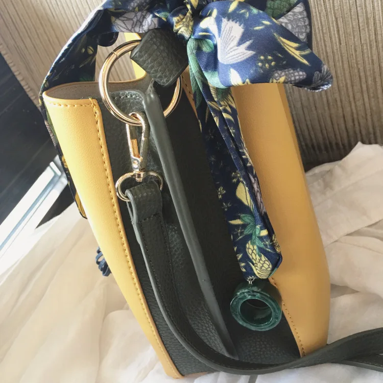 

Women's Handbags