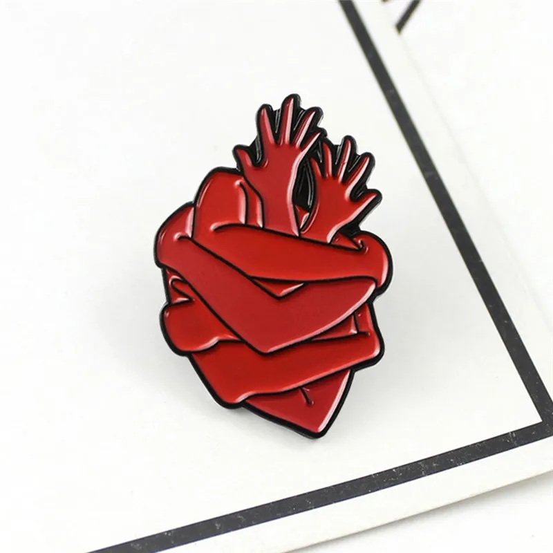 Oil Drop Alloy Brooches Band-aid Heart Shape for Doctor Nurse Lapel Pin Backpack Coat Brooch Pins Jewelry | Украшения и