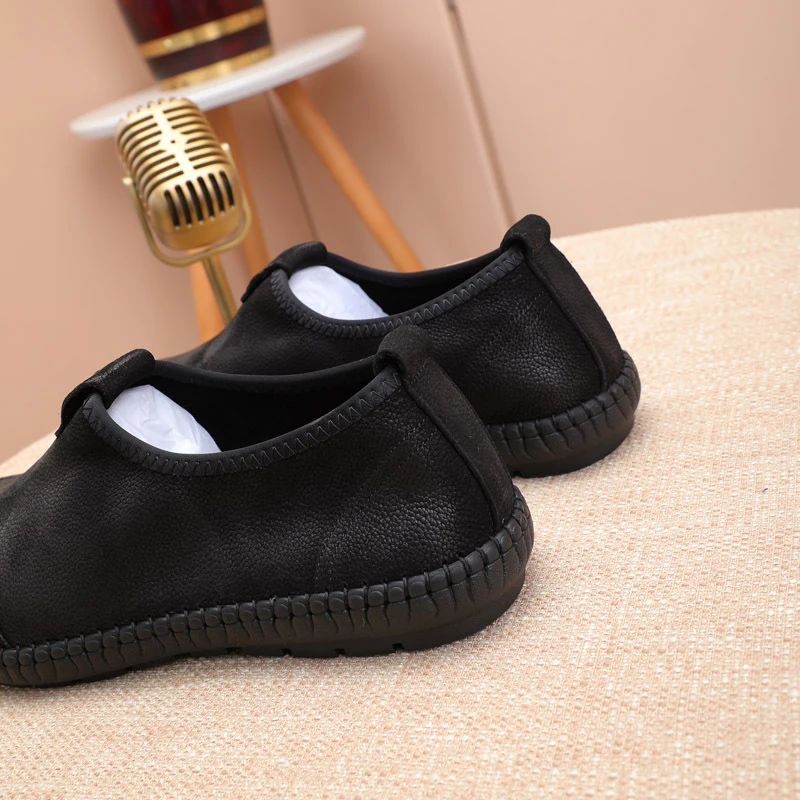 

2021 New Genuine Leather Men's Casual Shoes Breathable Wear-resistant Luxurious Men Loafers Handmade Soft Soles Simple Flats