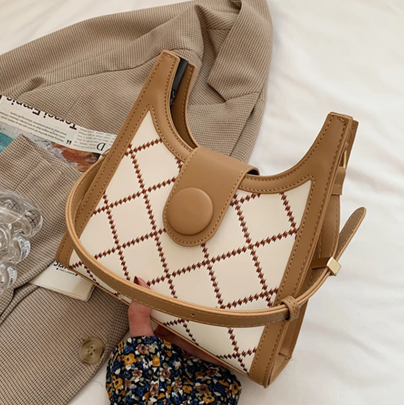 

Women's Fashion Shoulder Bag Korean New Solid Color Rhomboid PU leather armpit bag high quality leisure female's messenger bag