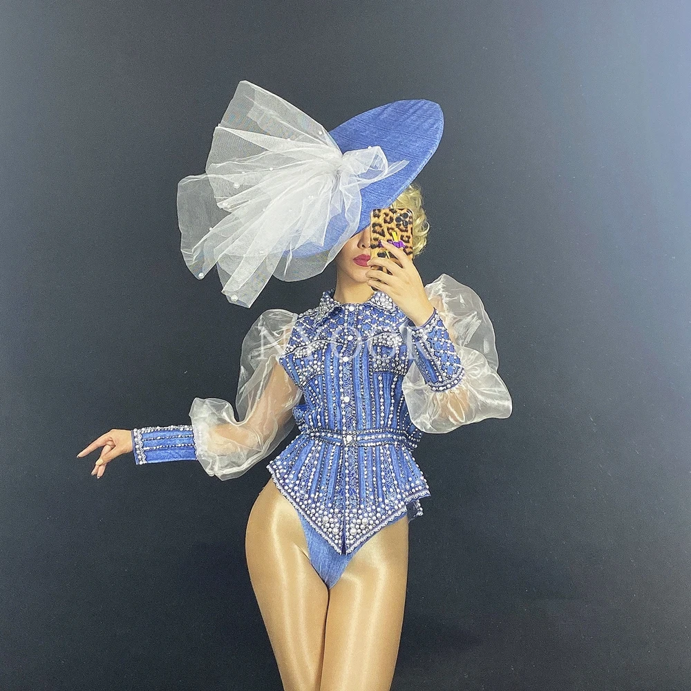 Сверкающие стразы комплект джинсовой куртки и шорт убор для головы с кружевами