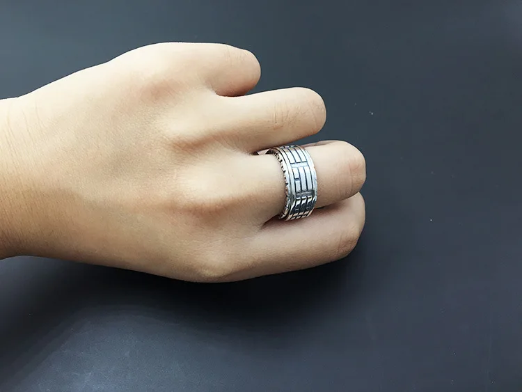 

100% 925 sterling silver Thai silver retro rotating eight ring ring ring for men and women new