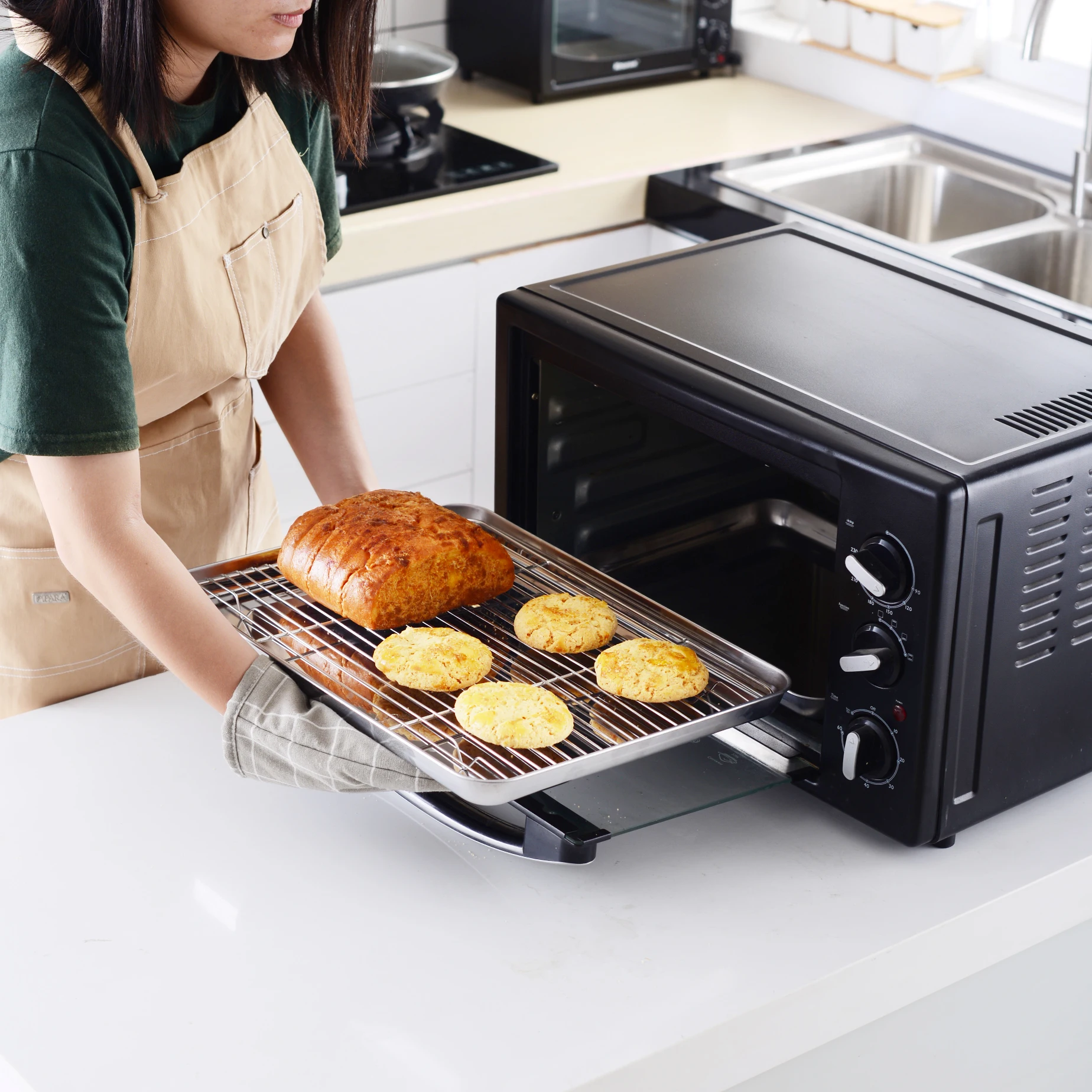 

Velaze Baking Tray with Rack Set of 8(4 Racks),Cookie Baking Pans Stainless Steel Bakeware with Cooling Rack Set,Dishwasher Safe