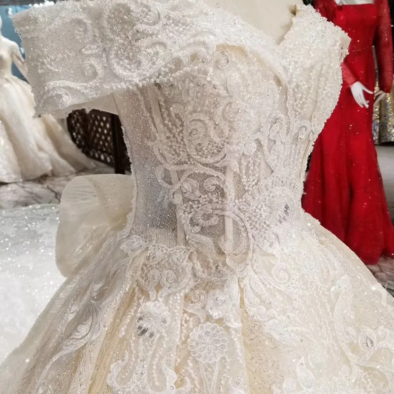 Блестящее простое платье для свадьбы с большим бантом плечей милое со шнуровкой