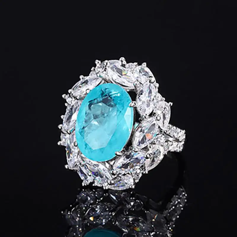 

Женское кольцо с изумрудом, из серебра 100% пробы, 10 х14 мм