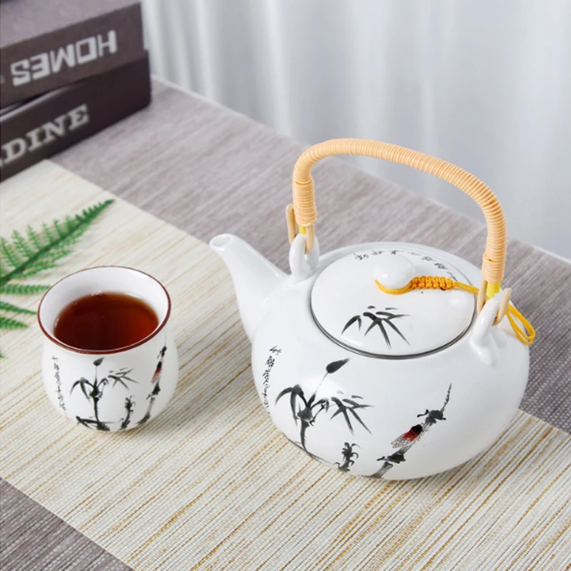 

Ceramic Teapot Kung Fu Tea Set Celadon Handle Pot Large Capacity Chinese Household Ceramic Pu'er Tea Oolong Tea Teapot 700ml