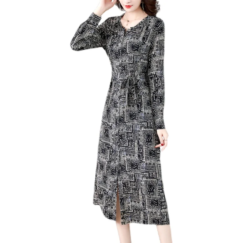 

COIGARSAM 4XL Plus Size Fashion Women dress New Spring Dresses Red Black 8036
