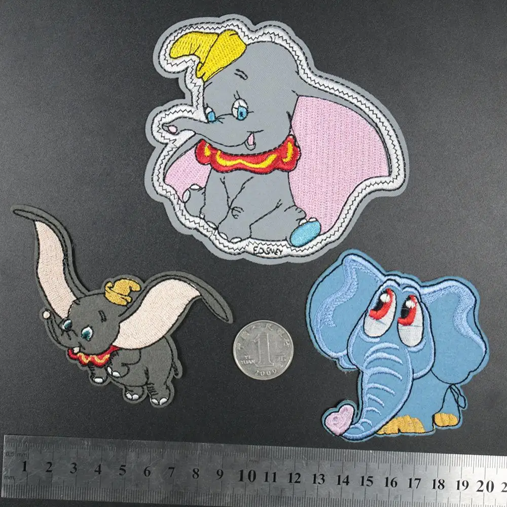 С длинными ушами летающий слон тканевыми нашивками нижнее белье с рисунком из