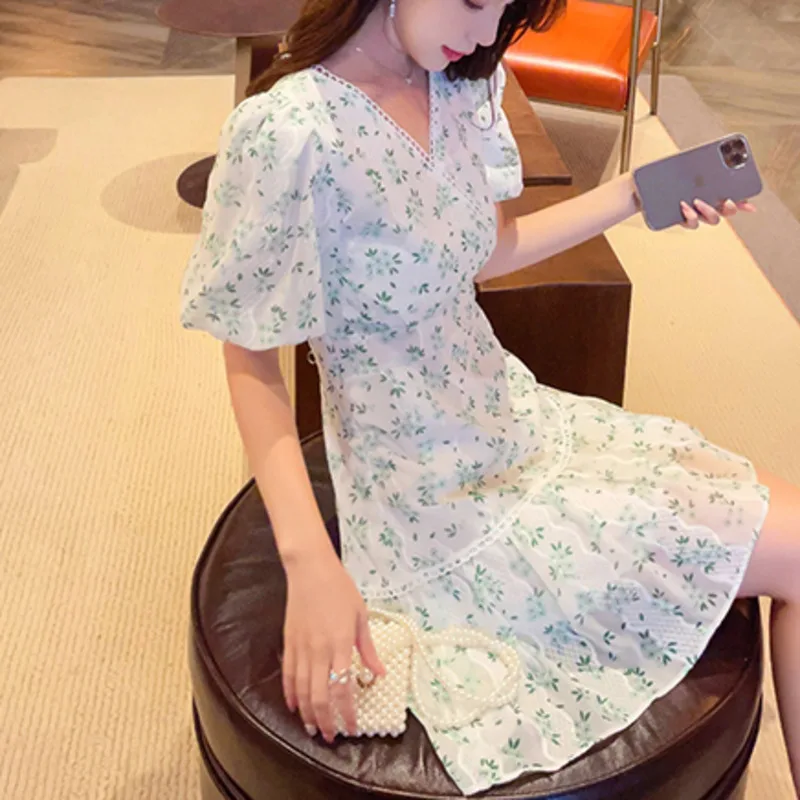 

High Quality 2021 Summer Women Embroidery Short Sleeve Mini Dress Office Ladies Ruffles Fishtail Hem Slim Party Dress Vestidos