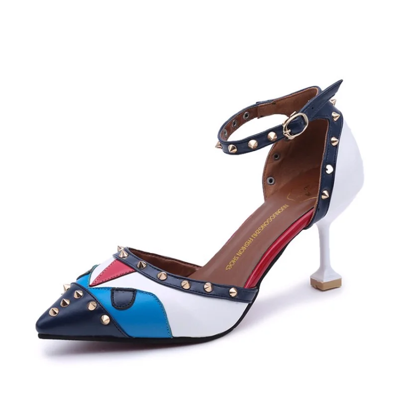 Новые женские босоножки Сезон лето Модель 2020 года Обувь на высоком каблуке с