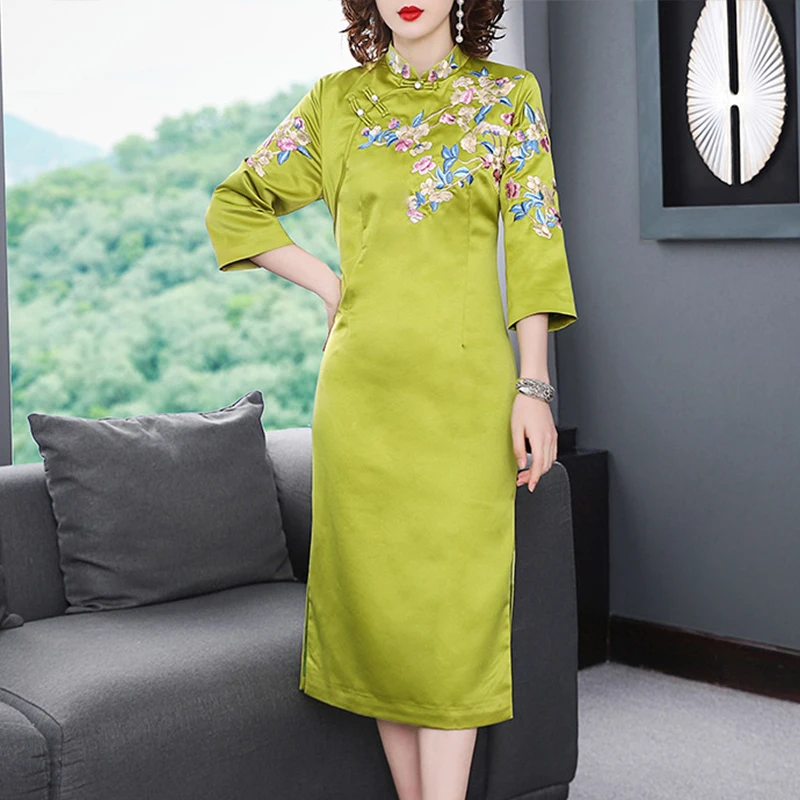 

Весна 2020, Новое поступление, женское зеленое платье Чонсам с вышивкой и рукавом 3/4, платья Chipao для женщин