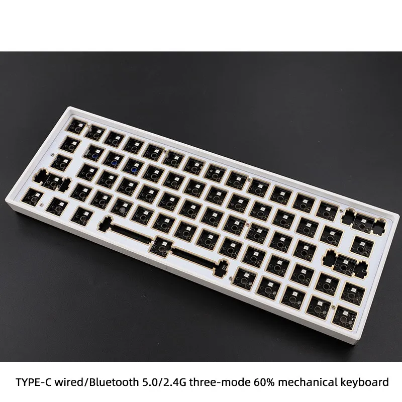 

NP641 Plastic Shell Mechanical Keyboard Kit RGB 60% Backlit Keyboard 64 Key Hot-swappable Glass Brazing Positioning Plate 2.4G