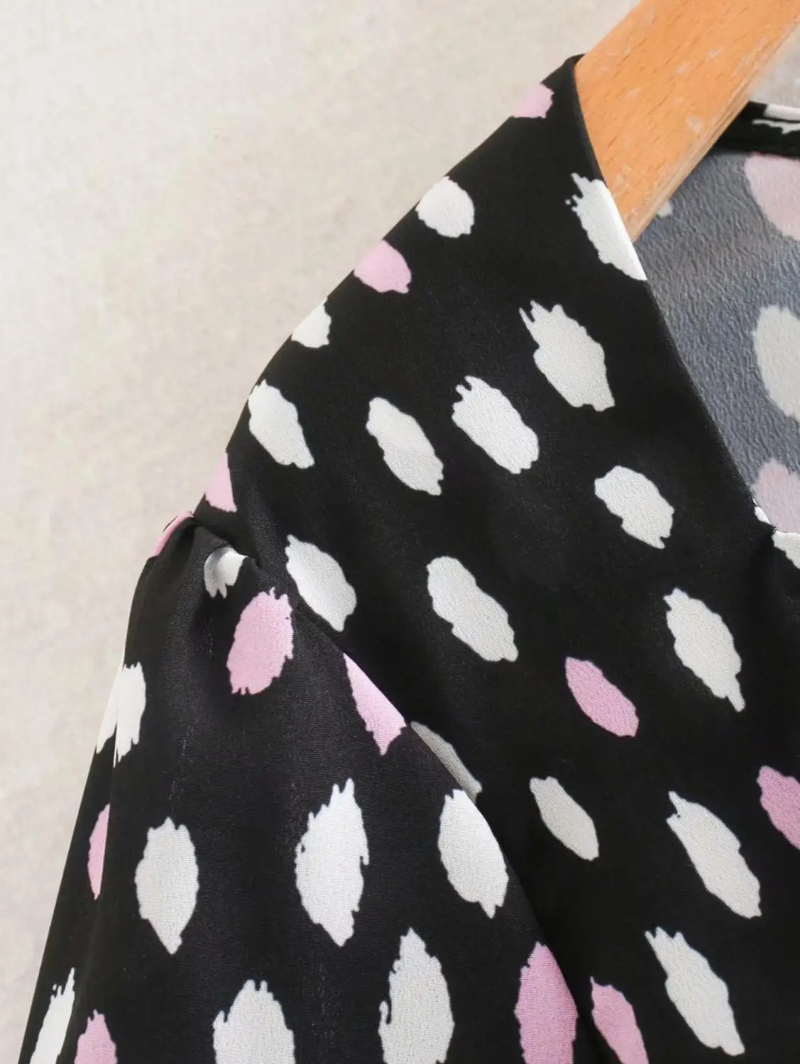 Женское винтажное мини-платье с запахом v-образным вырезом и принтом длинным