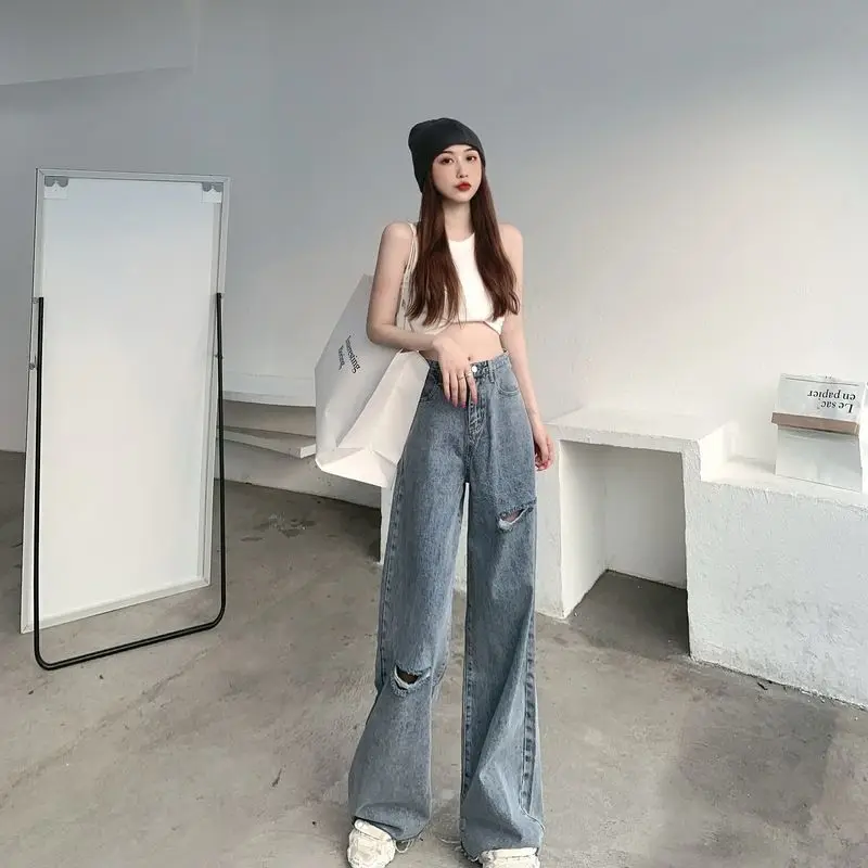 

Women's student's baggy summer thin jeans with holes and floors