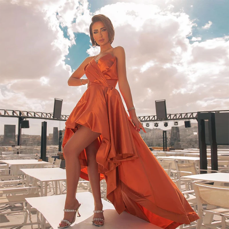 

Orange Elegant Satin Prom Dresses Strapless Sleeveless Hi Lo Pleated Long Dress Women Evening Party Fashion Gowns Custom Made