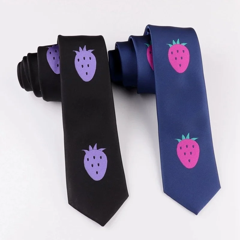 

Шейный галстук с черепом Кира йошикаге и принтом «Необычные приключения Джоджо»