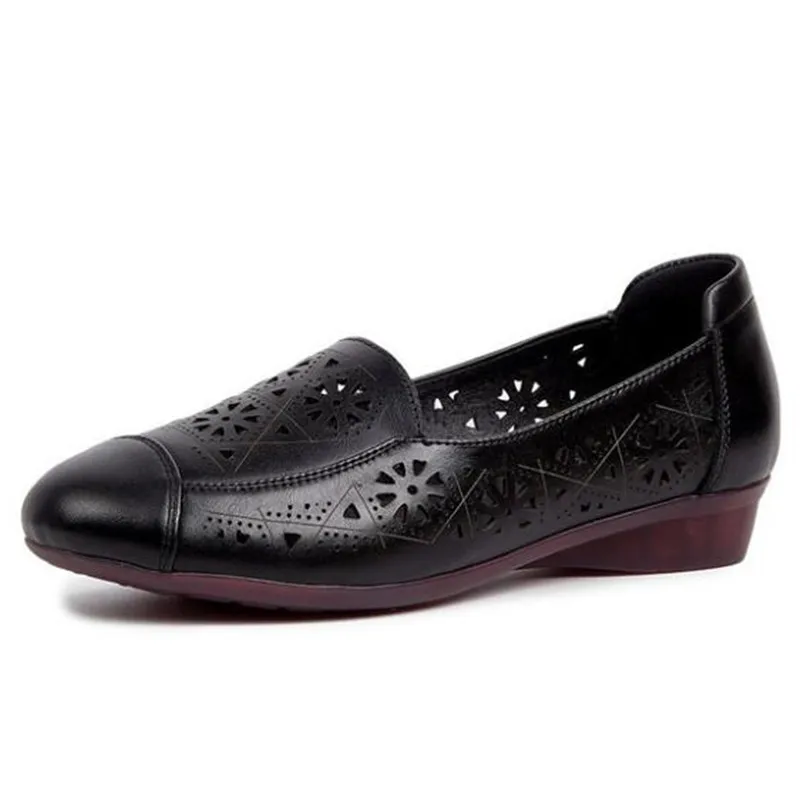 

2020 New Summer Cool Hollow Shoes Comfortable Genuine Leather Shoes Soft Bottom Low-heel Shoes Women Casual Shoes Large Size 42