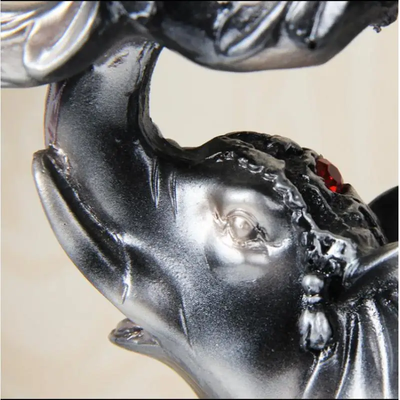 

Resin Candle Holder Candlestick Candle Accessory Retro Candle Holder French Candle Sconce Nostalgic Candlestick Home Decor Gifts