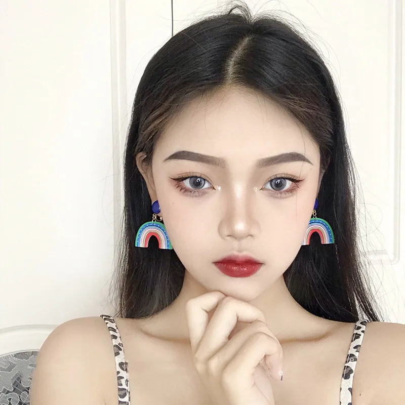 

Summer New Cartoon Transparent Love Rabbit Bear Rainbow Graffiti Love Heart Shape Acrylic Drop Earrings for Women Girls Jewelry
