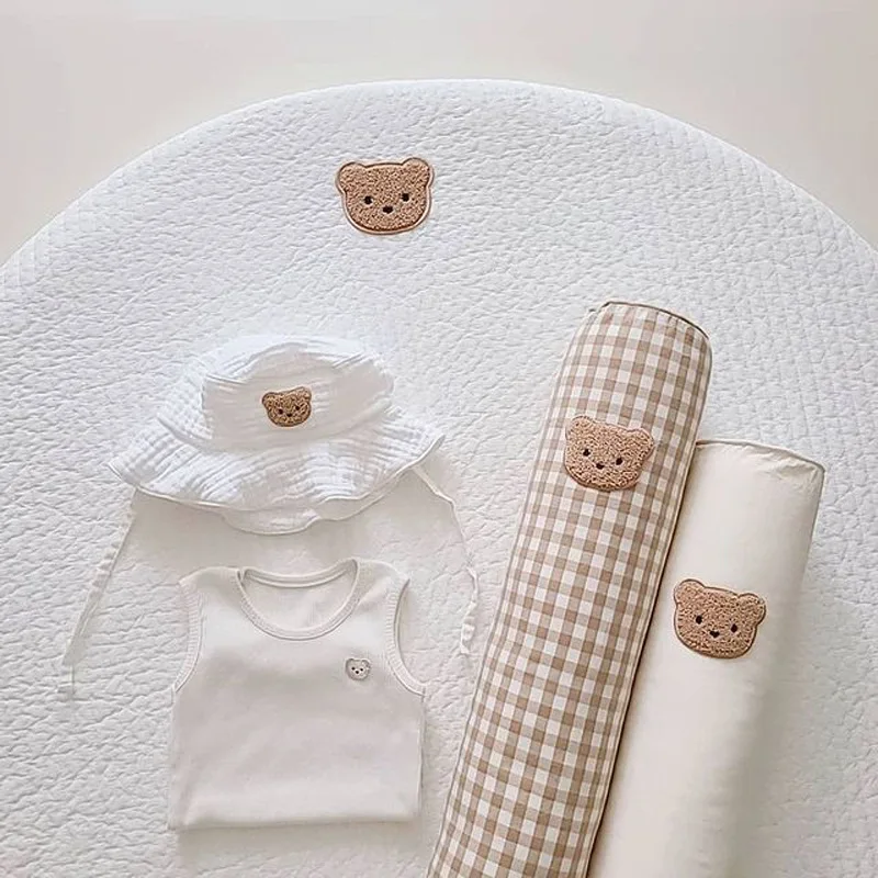 

INS Cotton Embroidered Bear Cylindrical Pillow Baby Comfort Cushion Newborn Bed Bumper Infant Sleeping Lumbar Pillows Home Decor