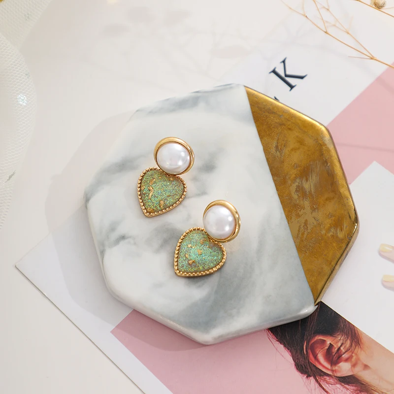 

Shamir 2020 New Retro Fashion Earrings Love Pearl Earrings Melting Senior Pearl Earring Girl Jewelry Gifts