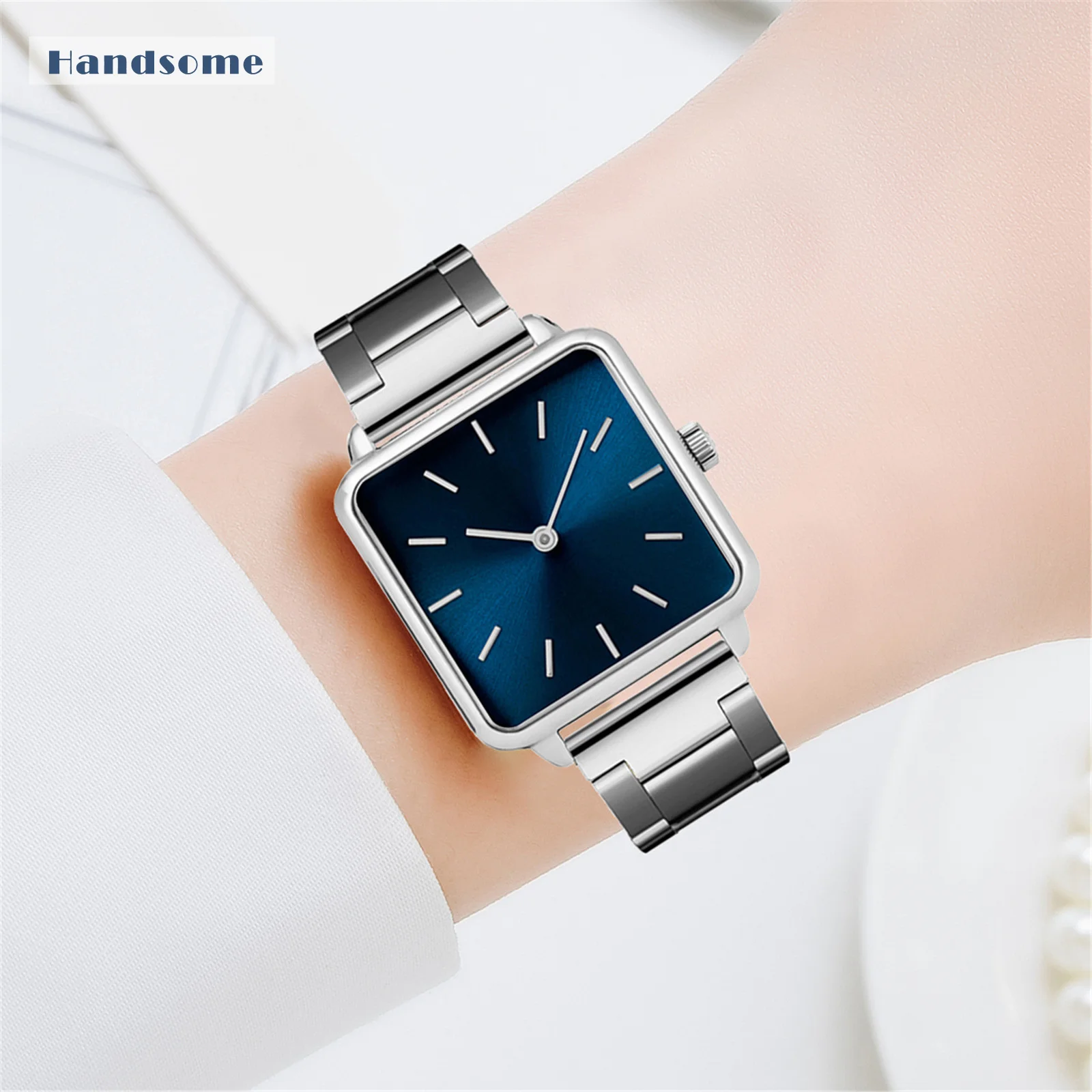 Часы наручные женские кварцевые с квадратным циферблатом элегантные ремешком из