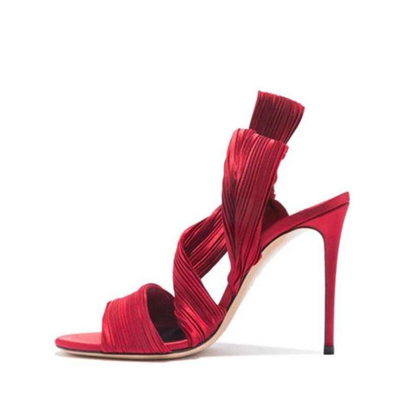 

Праздничные красные сандалии с ремешками на лодыжках; Удобные бархатные туфли на шпильке с открытым носком; Модельные свадебные туфли на вы...