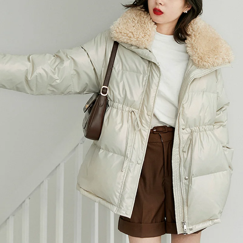 Женская куртка с меховым воротником зимняя плотная маленькая в западном стиле