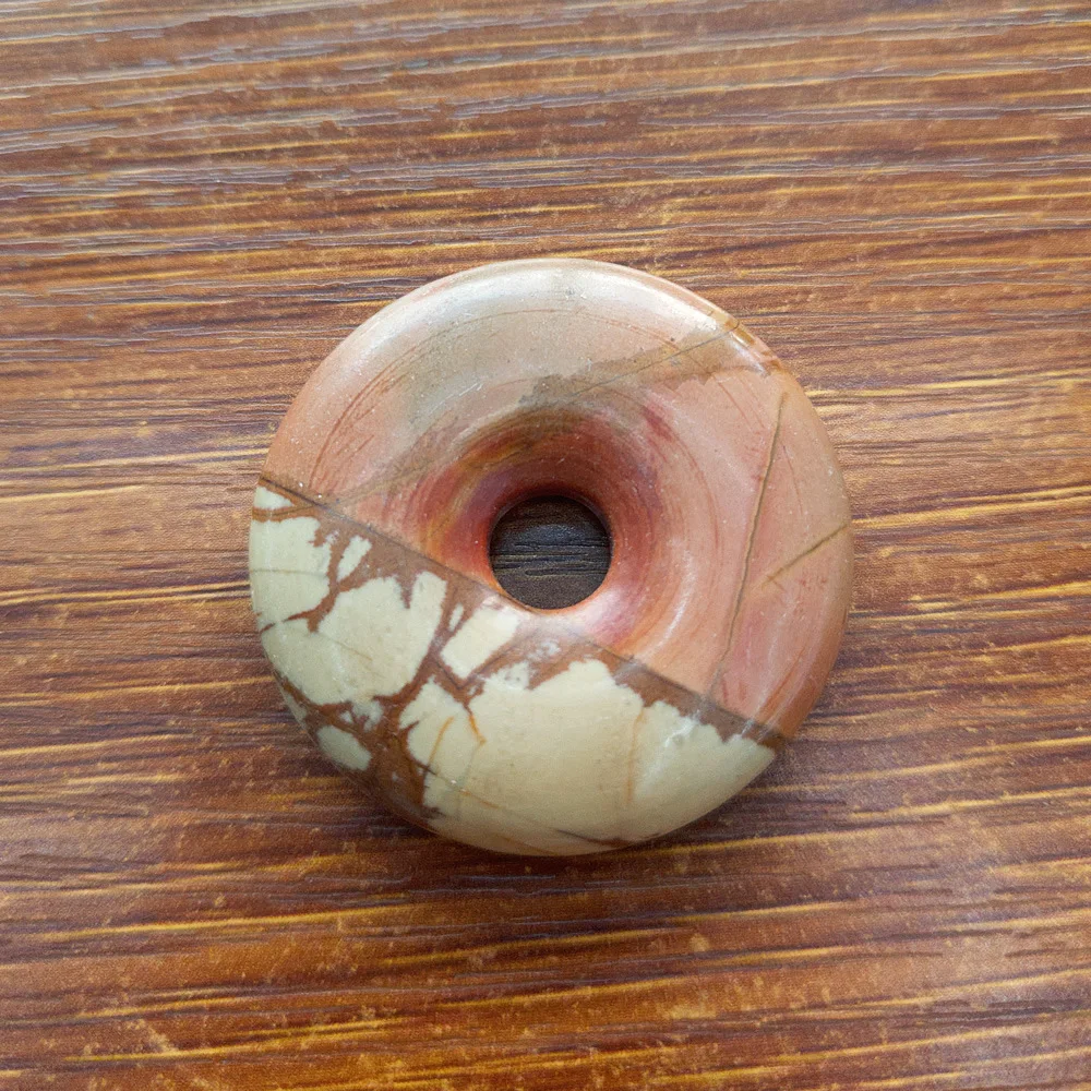 

40mm Natural Stone Pendants 3 Colors Semi-precious Peace Buckle Beads Semi-finished Products of DIY Necklace Pendant Accessories
