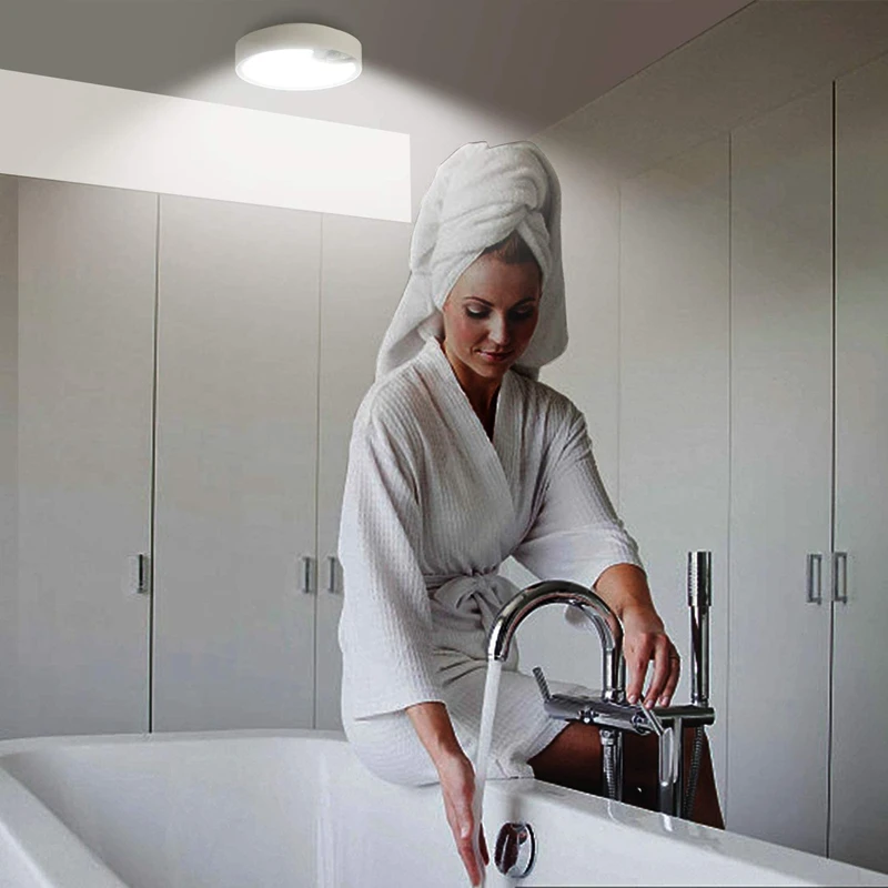 Потолочный светильник с датчиком движения работающий от батареи