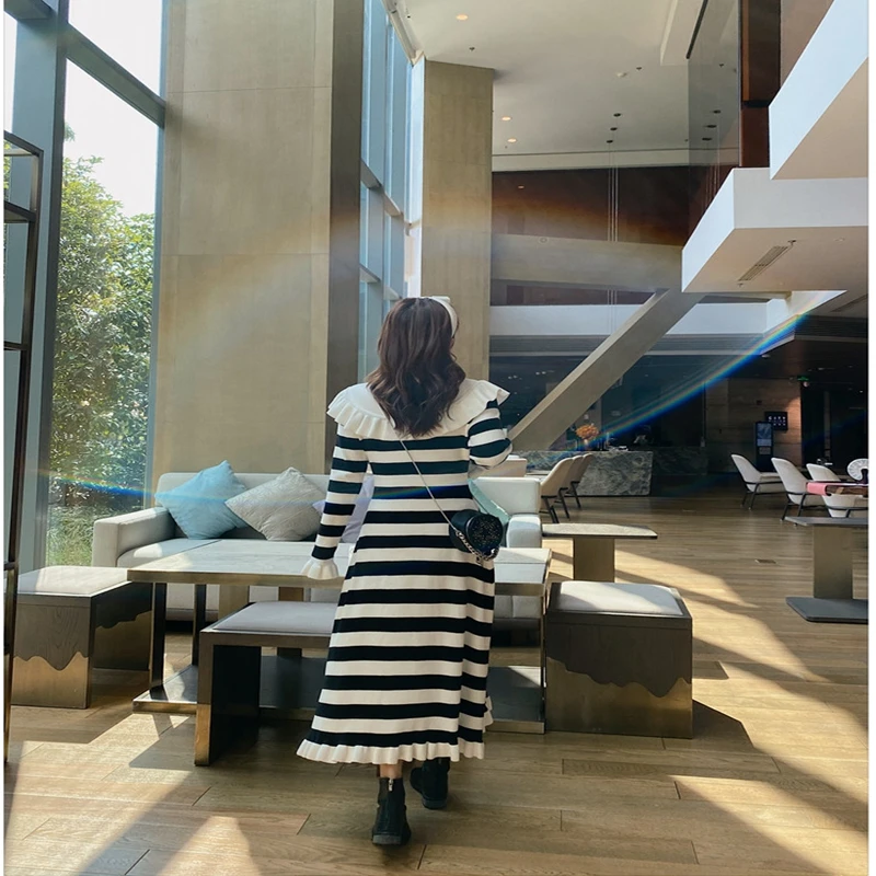 

2021 New Autumn And Winter Stripes Women Dress O-Neck Long Sleeve A-Line Knitwear Sweet Elegant