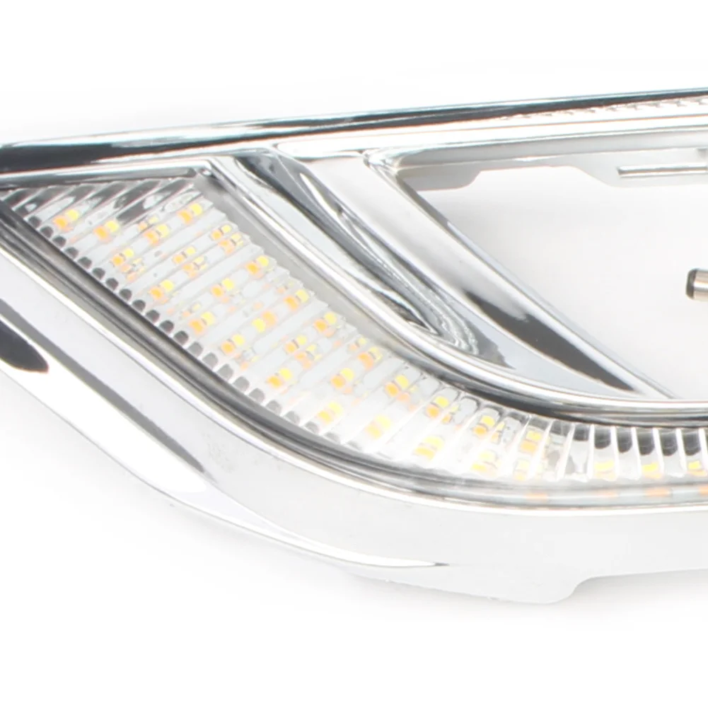 

Applicable to Honda CRV CR-V 2015 2 UDS auto parts vehicle daytime running lamp LED turn signal lamp