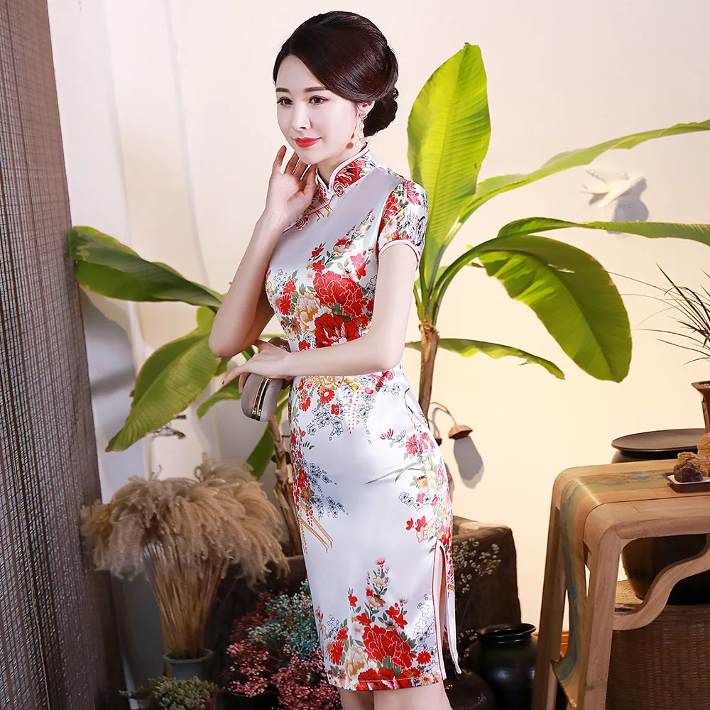 Элегантное тонкое женское атласное белое винтажное платье в китайском стиле с