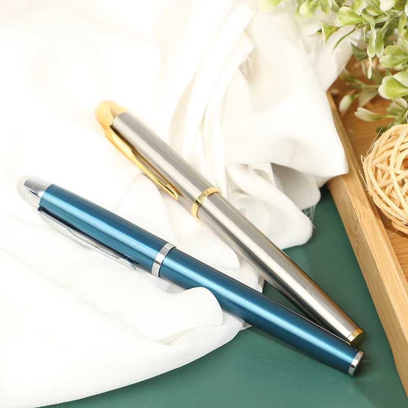 

Ручка перьевая металлическая матовая, иридиевая, 0,5 мм