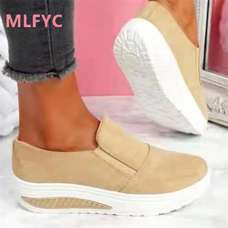 

Women's thick-soled shoes for early autumn of 2021 new lightweight and comfortable light-colored round toe casual pedal shoes