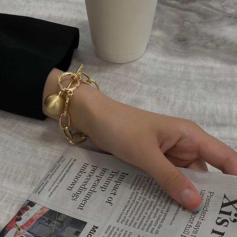 

AENSOA Trendy Female Bracelets Gold Color Chain Charms Bracelet For Women Fashion 2021 Handmade Copper Alloy Bracelet femme Gift