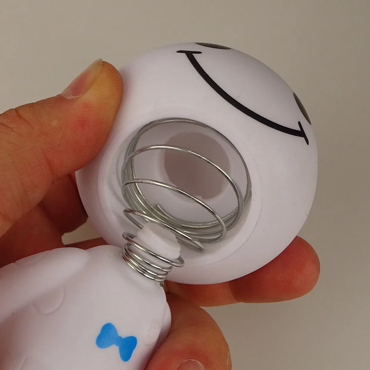 Мультяшные вибрирующие головки фигурки украшения для автомобиля искусственные