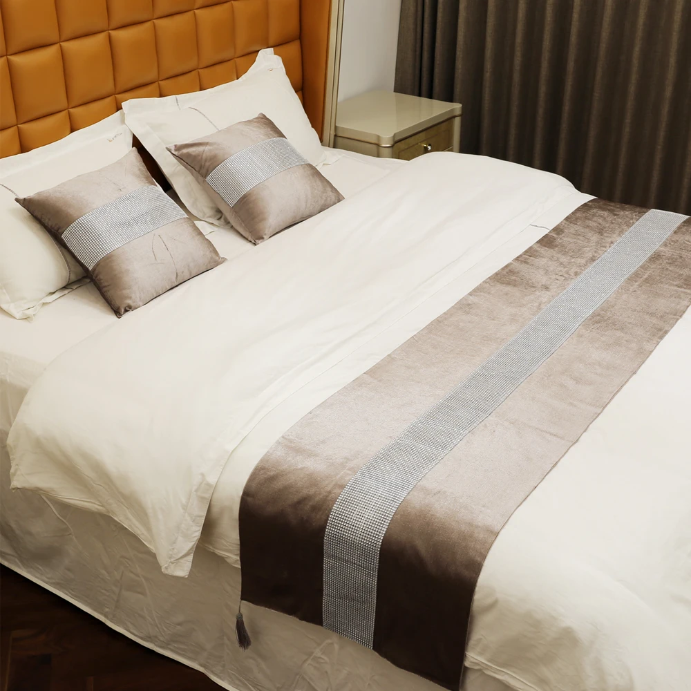 Бриллиантовая фланелевая фотодорожка для кровати декоративная задняя часть