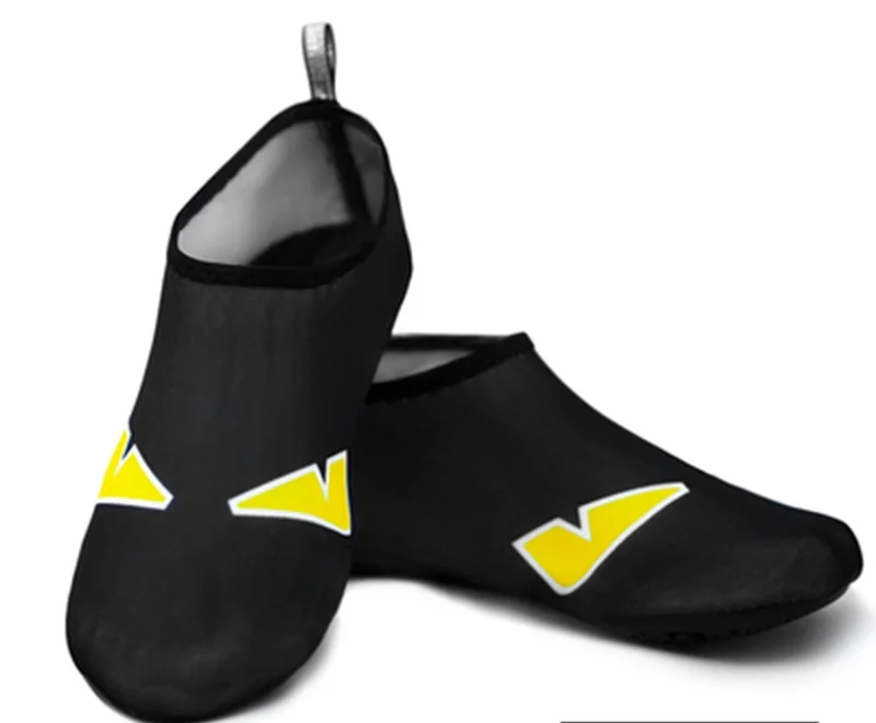 

Water Shoes Men Women Swimming Socks Summer Aqua Beach Sneakers Seaside Sneaker Socks Slippers for Men Women