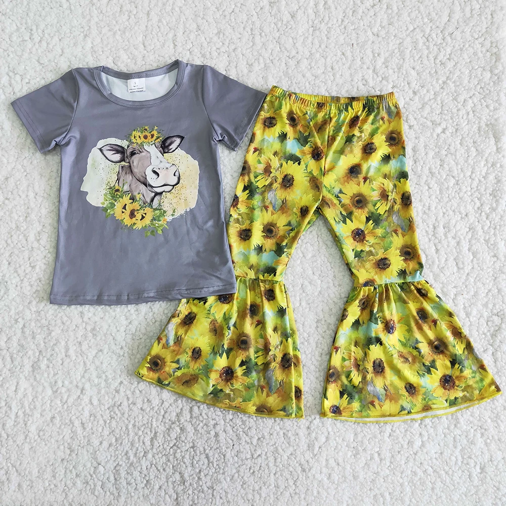 

New Arrival Kids Boutique Short Sleeve Outfit Cute Baby Girl Cows Print Top Sunflowers Bells Set Toddlers Fashion Styles Clothes