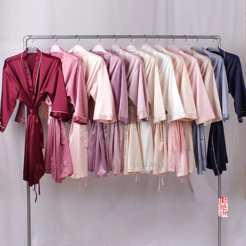 Халат для подружки невесты матовый Атласный халат шелковый Свадебный