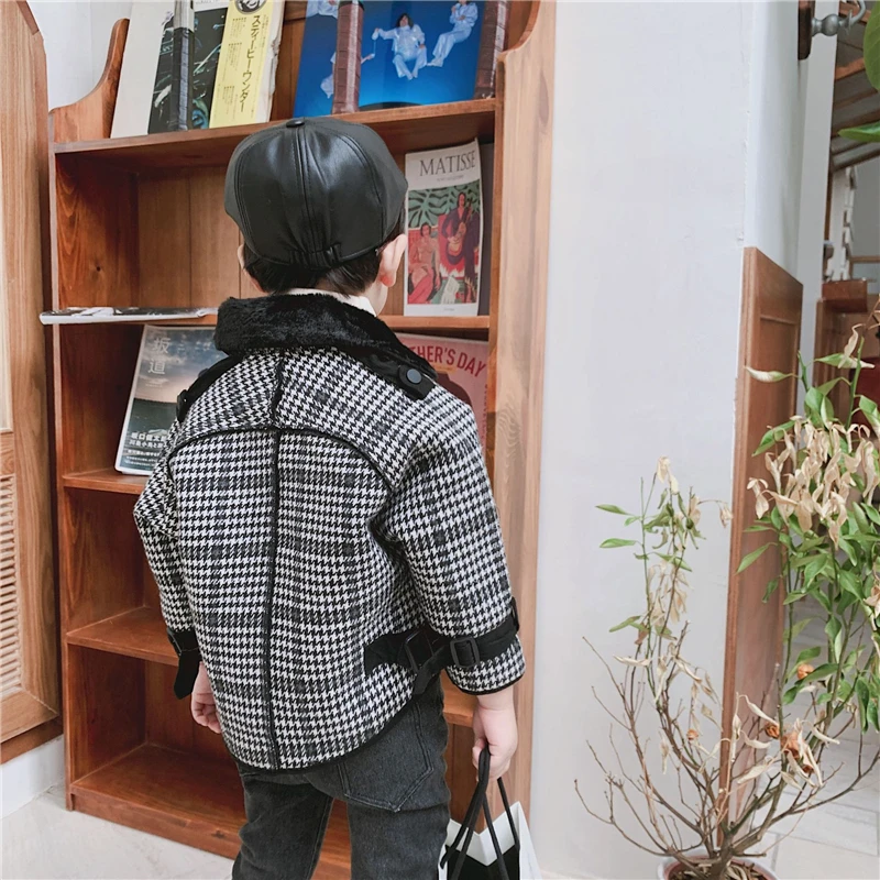 Куртка для мальчиков Повседневные клетчатые куртки в Корейском стиле Детская