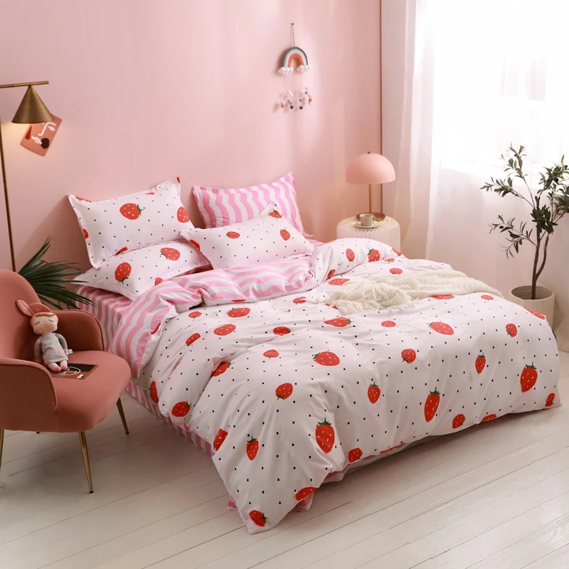 

1pc Strawberry Prints Duvet Cover 220x240 Winter Soft Warm Easy Care Simple Style Queen King Twin Quilt Covers Bedclothes