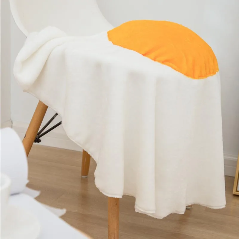 

3D Fried Egg Blanket Round Nap Blankets For Bedroom Hotel Soft Office Flannel Carpet Polyester Creative Quilted Home Textile
