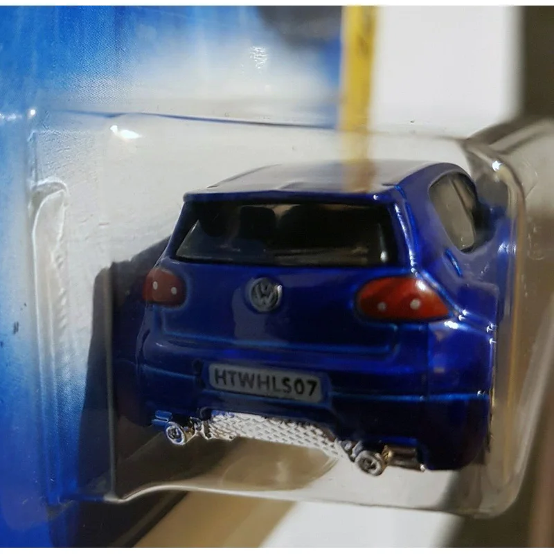 Лидер продаж автомобиль 1:64 Volkswagen Golf GTI металлическая модель автомобиля под