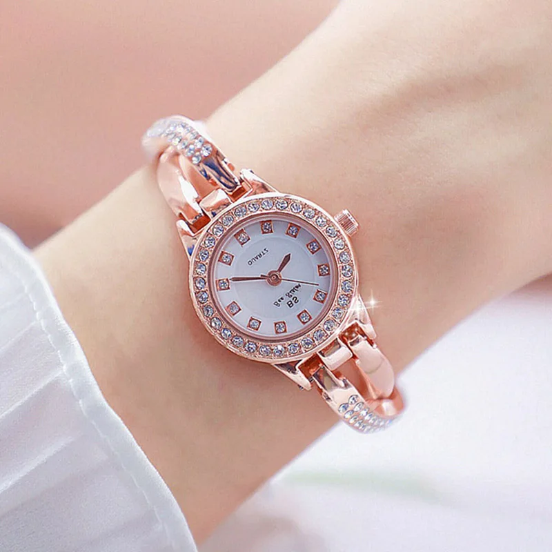 rose gold Роскошные новые женские модные часы, креативные Женские повседневные часы с бриллиантами, браслет из нержавеющей стали, Стильные кварцевые часы для женщин - Цвет: rose gold