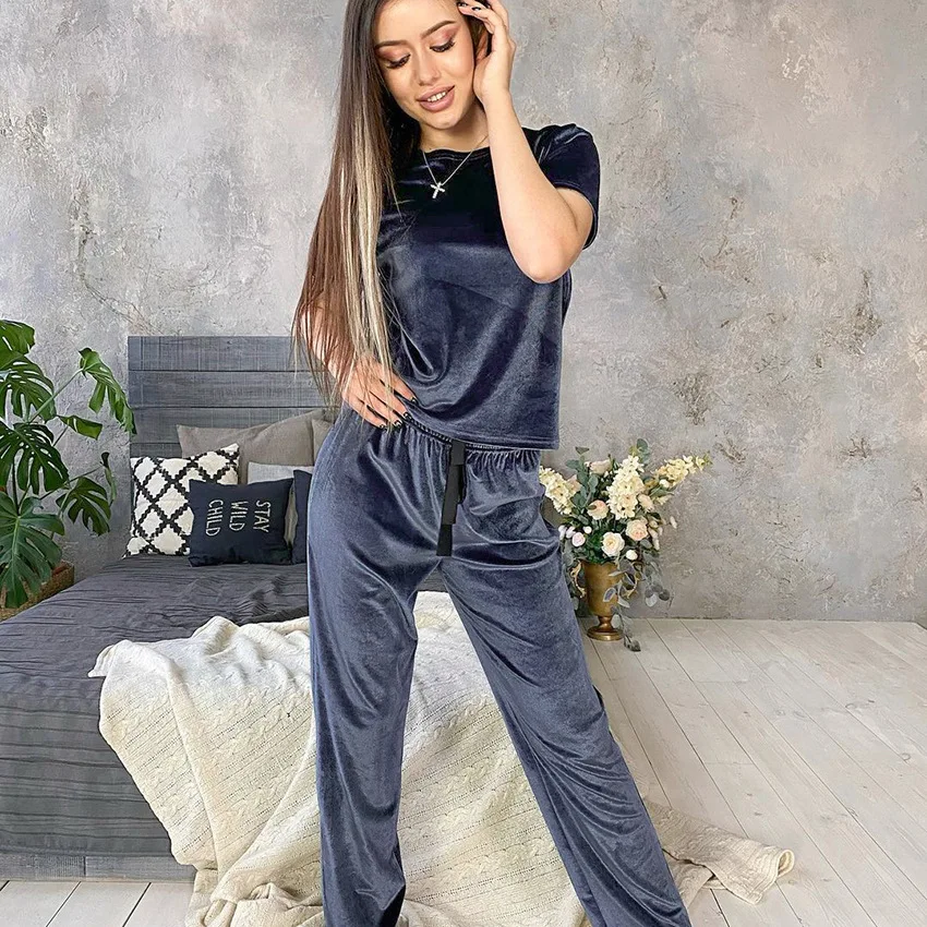

Gold Velvet Simple Fashion Short-sleeved Pajamas Suit Women Comfortable Trousers European American Cadeau Femme Original 2020