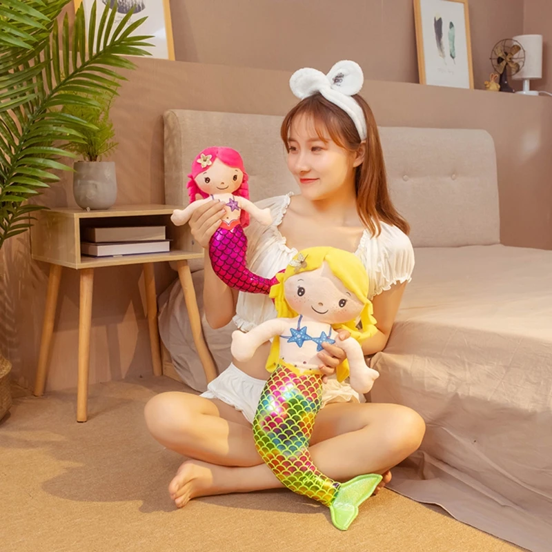 

12in Plush Figurines Stuffed Doll Lovely Mermaid Film Character Pendant Cotton Novelty Gift Couch Pillow Ornament 4Color N7ME